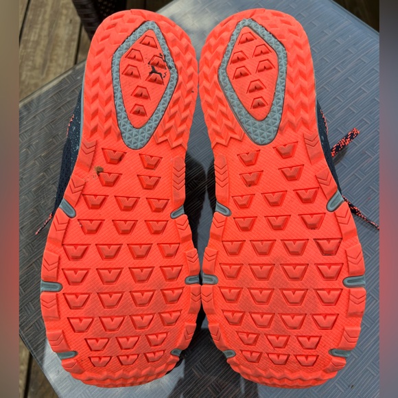 Navy New Balance Sneakers - Picture 5 of 5